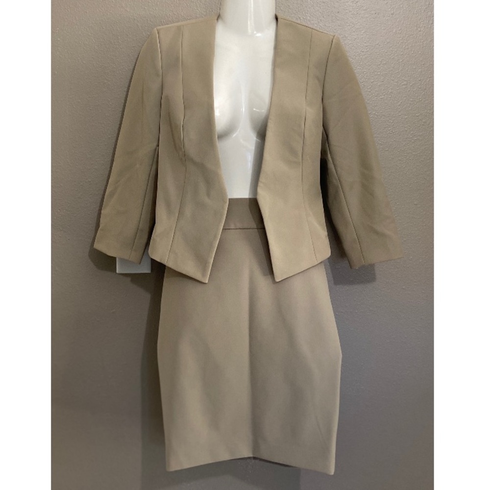 NWT Express Pencil Skirt Work Suit